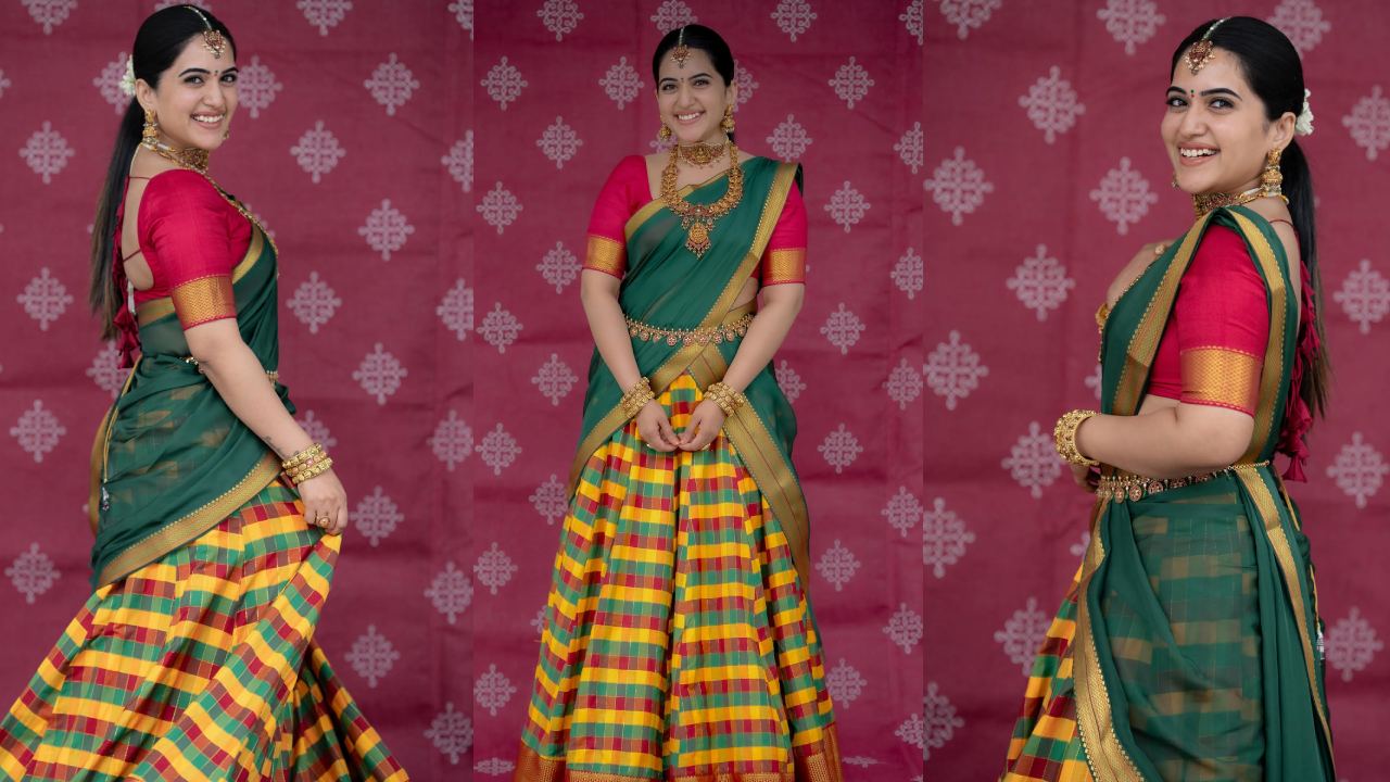 Anchor Sravanthi : లంగావోణీలో యాంకర్ స్రవంతి.. భారీ హారం వేసుకొని.. ఎంత ముద్దుగా ఉందో.. ఫొటోలు..
