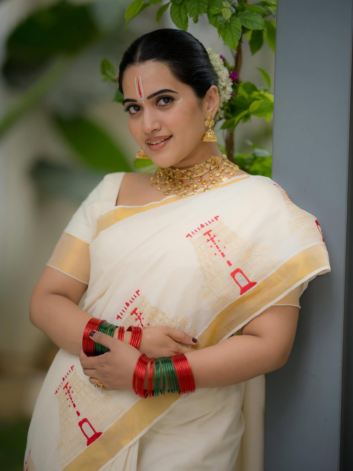 Sravanthi Chokarapu Traditional Looks