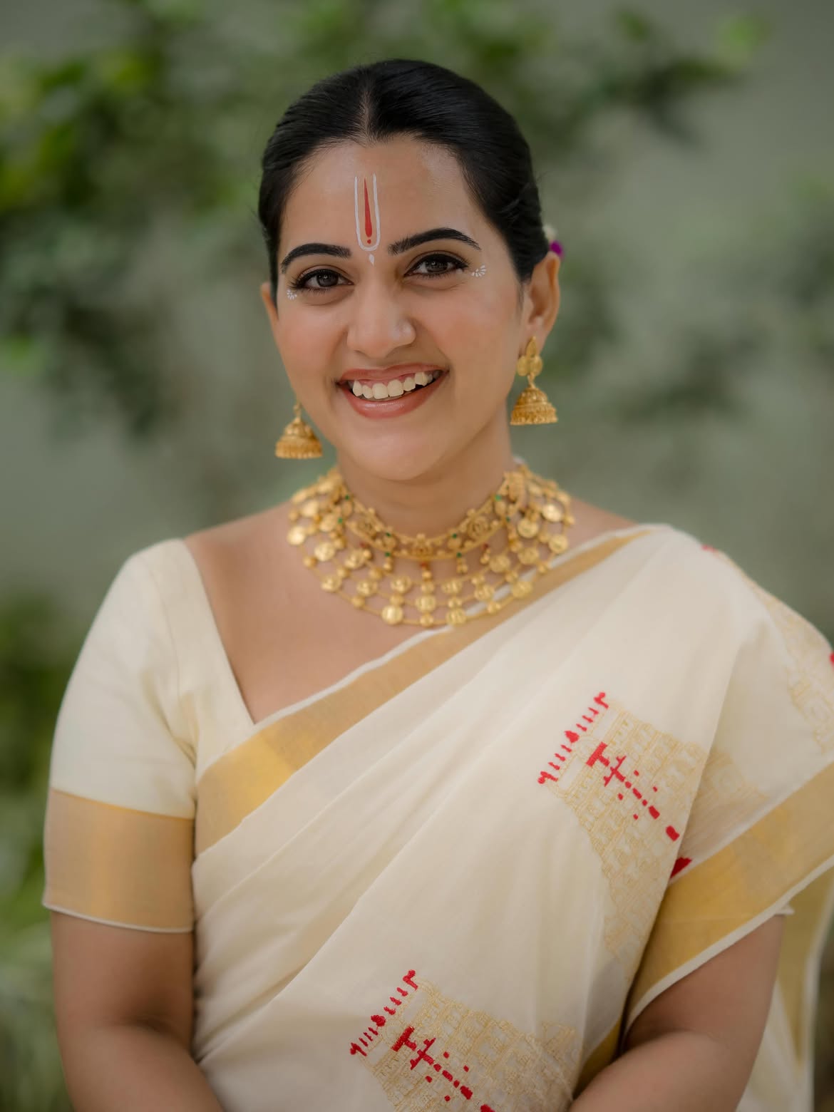 Sravanthi Chokarapu Traditional Looks