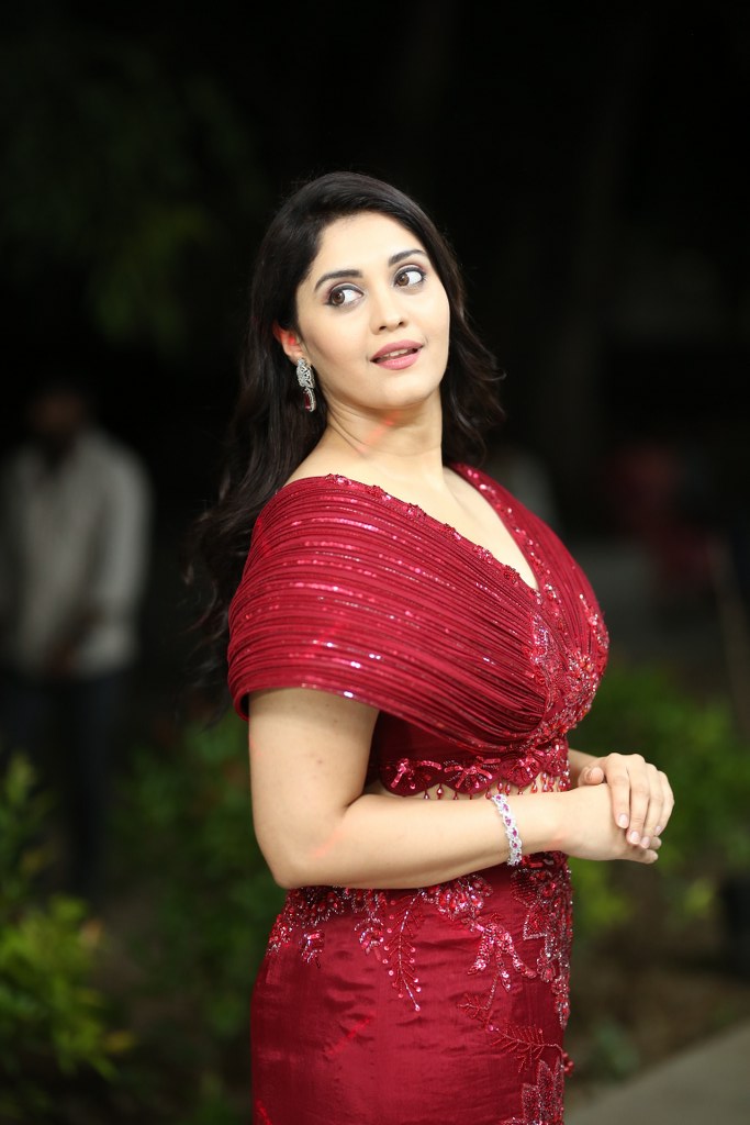 surabhi Simple Looks in Rambha Oorvasi Menaka Pre Release Event