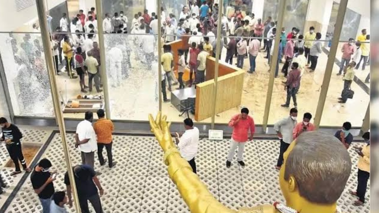 TDP Office Attack Case : మంగళగిరి టీడీపీ కార్యాలయంపై దాడి కేసులో పోలీసులు సంచలన నిర్ణయం..
