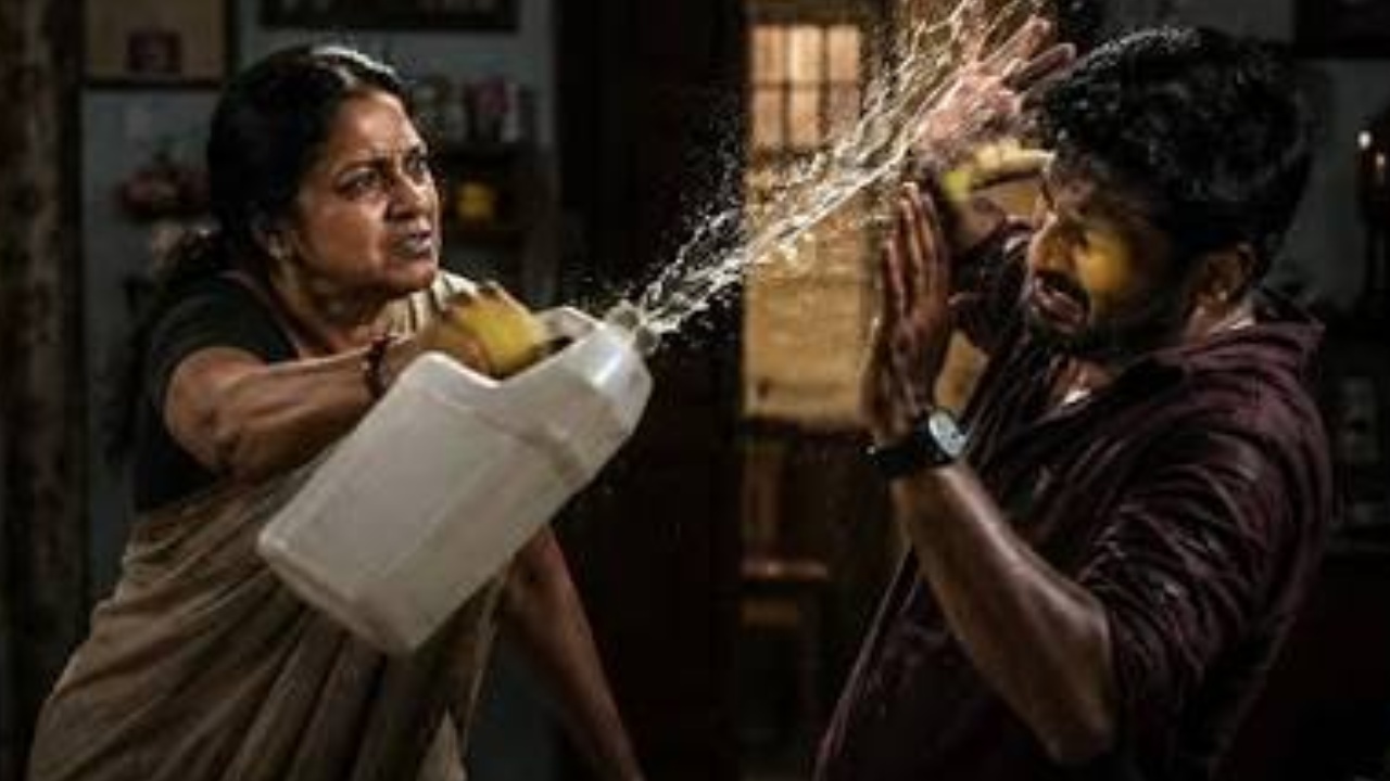 Tamil Nadu : ప్రియురాలిని కలవడానికి వెళ్లిన యువకుడు.. ఊహించని షాక్ ఇచ్చిన యువతి తల్లి! వేడివేడి నూనెతో..