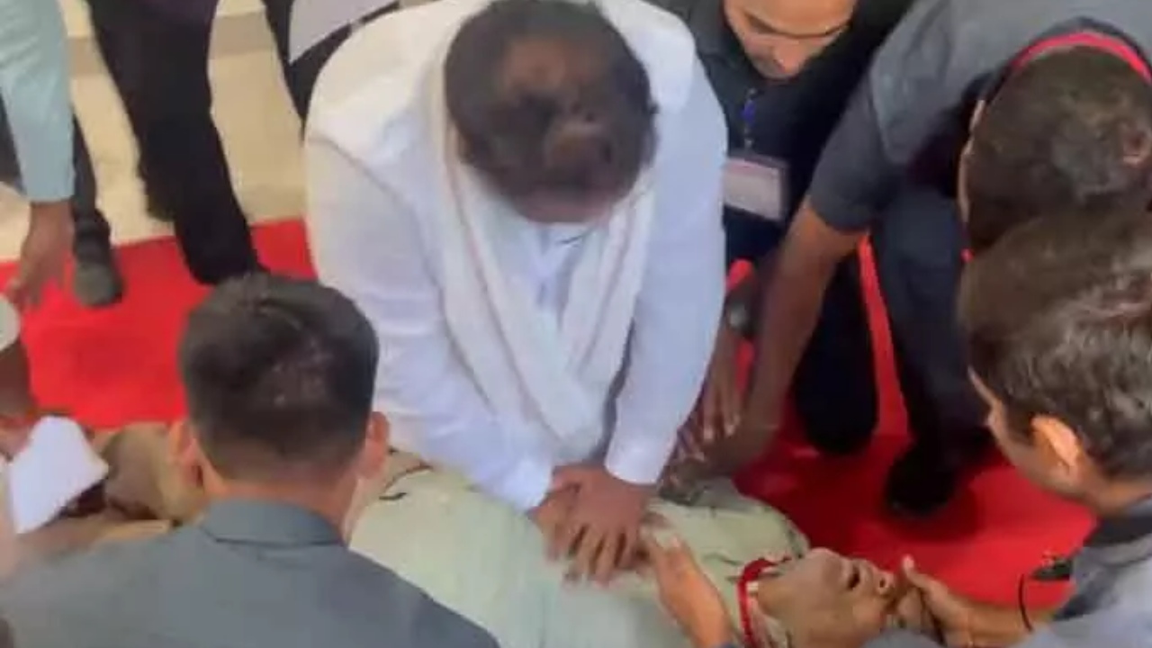 Telangana Assembly : తెలంగాణ అసెంబ్లీ ఆవరణలో విషాదం.. విధుల్లోనే నవీన్ మిట్టల్ పీఎస్ రాజు మృతి
