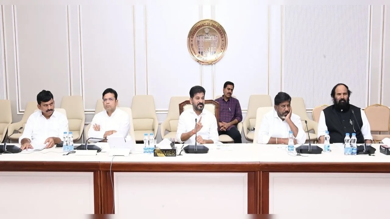 Telangana Cabinet Expansion : ఆదివారమే మంత్రి వర్గ పునర్వ్యవస్థీకరణకు ఛాన్స్.. ఆ 3 బెర్తులపైనే నేతల ఆసక్తి!