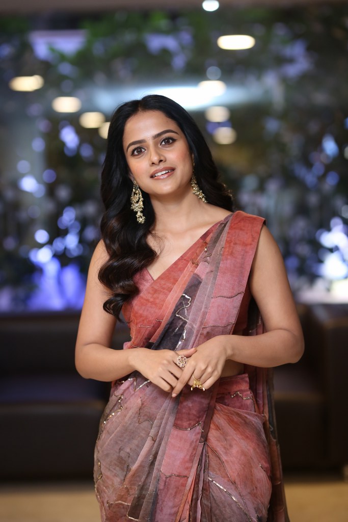 Vaishnavi Chaitanya Saree Looks in Epic Pre Release Event