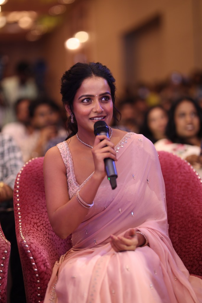 Vaishnavi Chaitanya Shines in Saree at Epic Trailer Launch Event