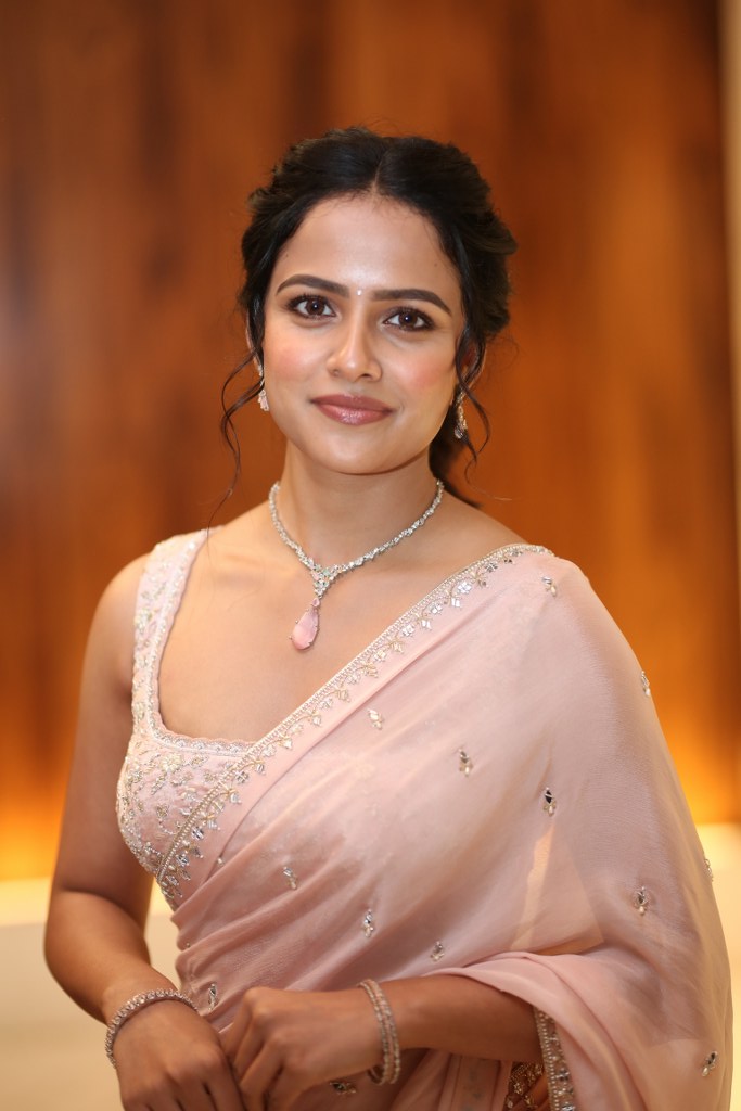 Vaishnavi Chaitanya Shines in Saree at Epic Trailer Launch Event