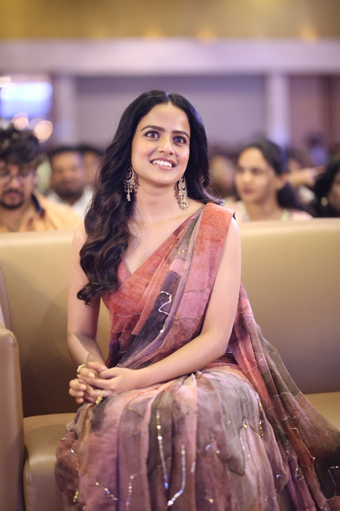 Vaishnavi Chaitanya Saree Looks in Epic Pre Release Event