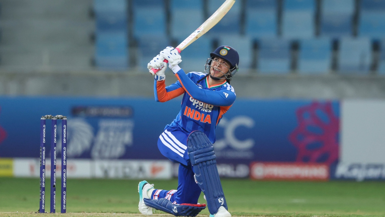 Womens Asia Cup 2026 : స్మృతి మంధాన సెంచ‌రీ.. హాంగ్‌కాంగ్ ముందు భారీ ల‌క్ష్యం..