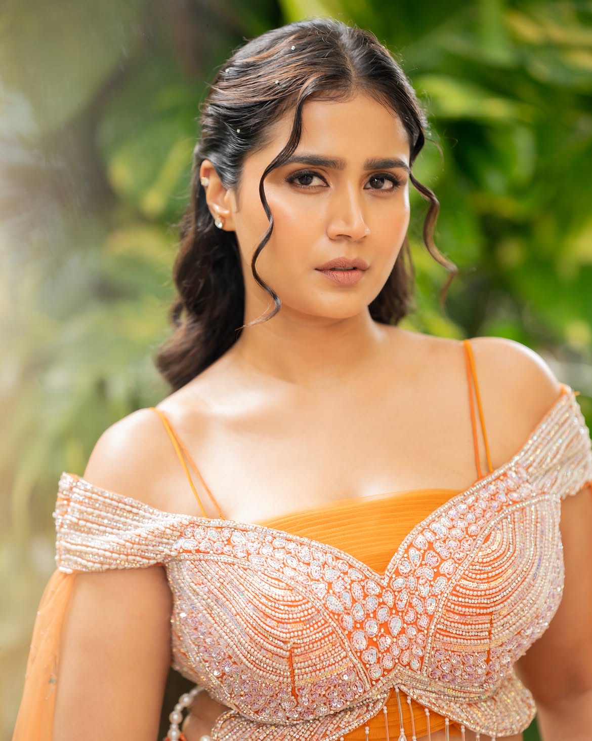 Serial Actress Kavyashree Shining Looks