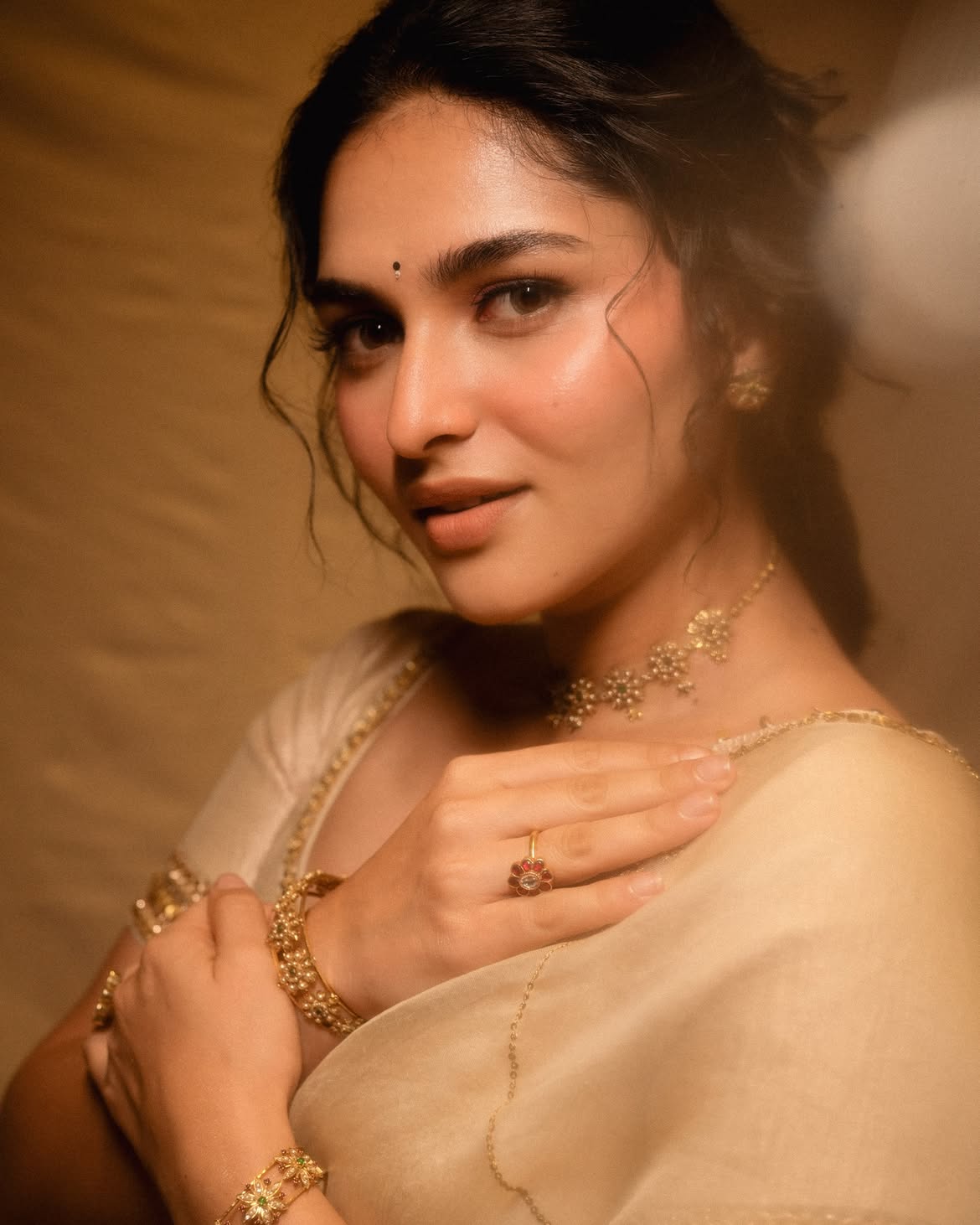 Kayadu Lohar Cute Photos in Saree