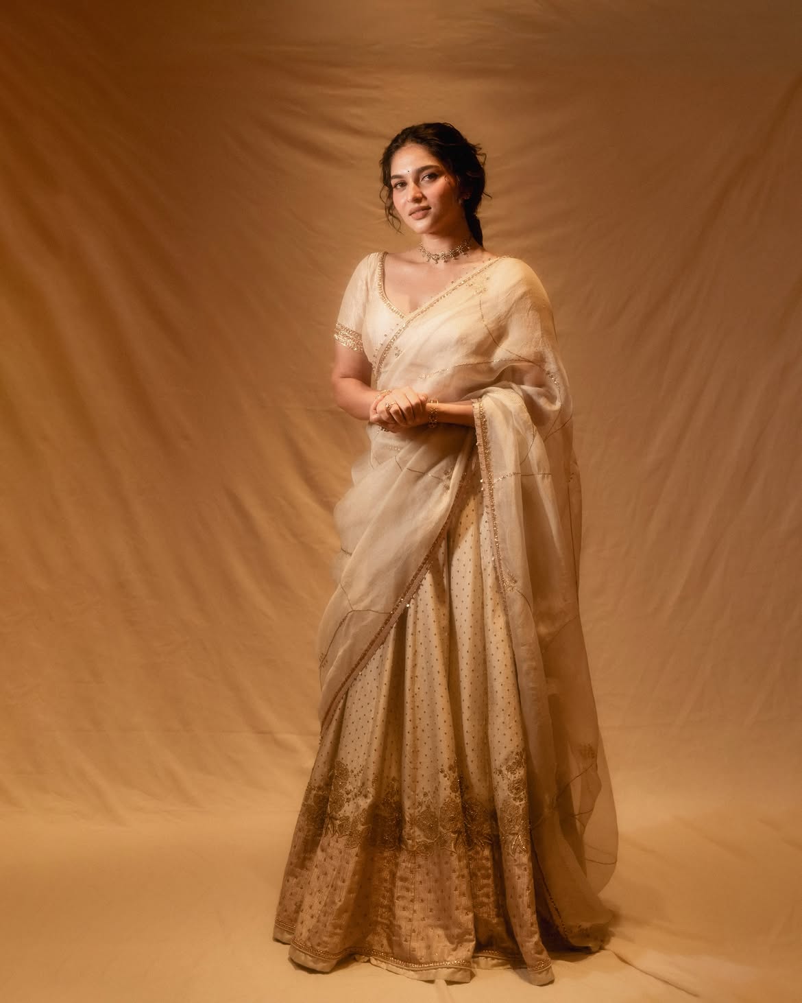 Kayadu Lohar Cute Photos in Saree