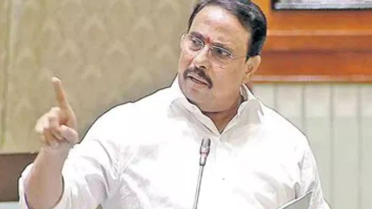 Danam Nagender: ఖైరతాబాద్‌ ఎమ్మెల్యే దానం నాగేందర్‌పై అనర్హత వేటు.. హైకోర్టు సంచలన తీర్పు