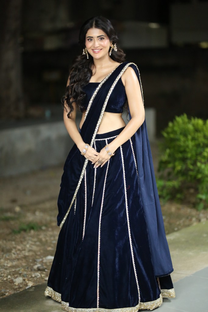 Rashi Singh Play Rambha Character