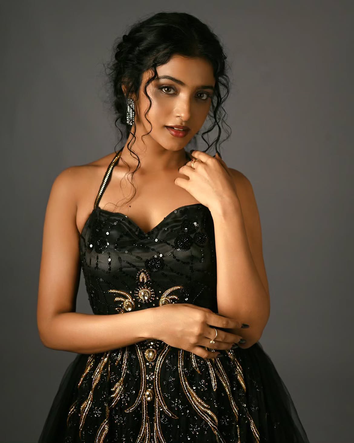 Roopa Koduvayur Beautiful Looks in Black Dress