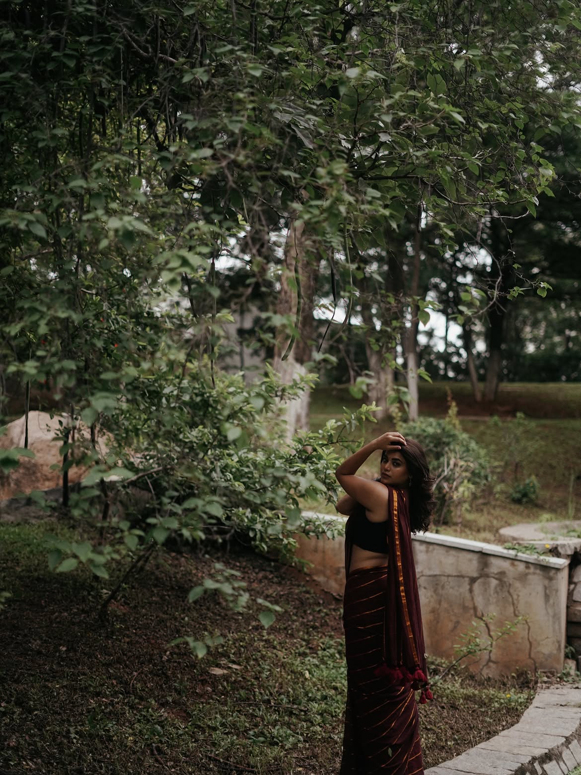 Yamini Bhaskar Super Looks in Saree