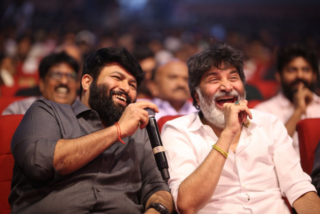 Aadarsha Kutumbam Pre Release Event