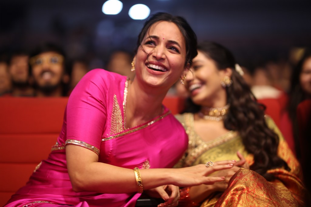 Aadarsha Kutumbam Pre Release Event