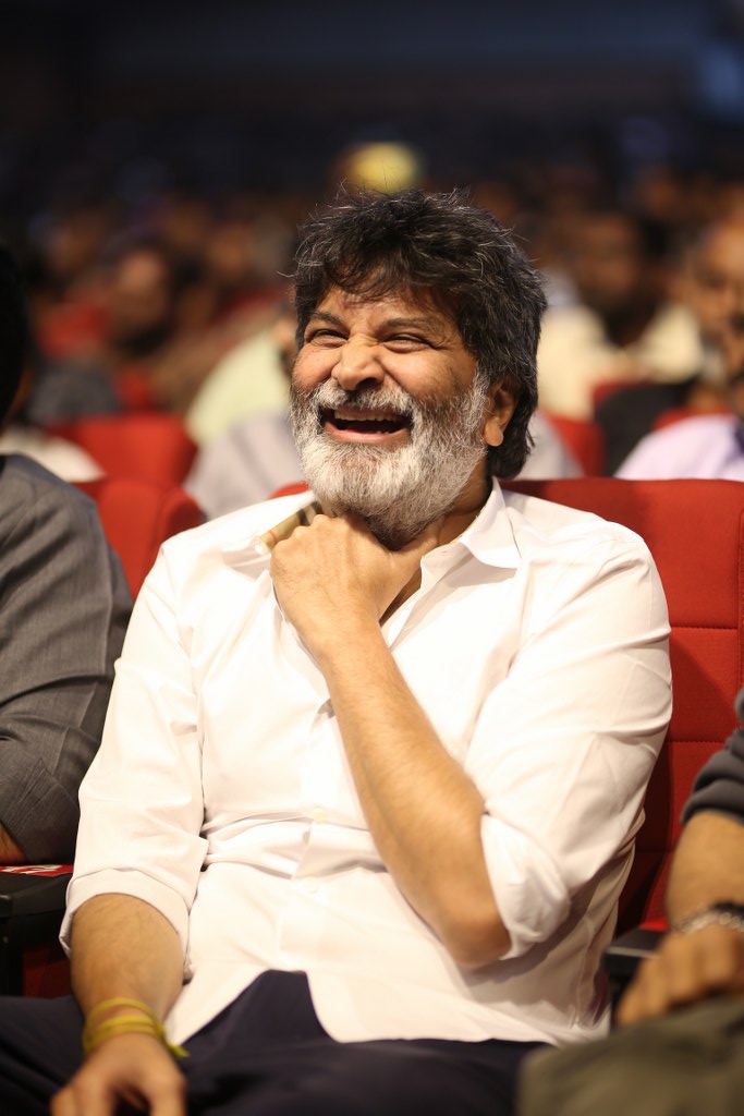 Aadarsha Kutumbam Pre Release Event