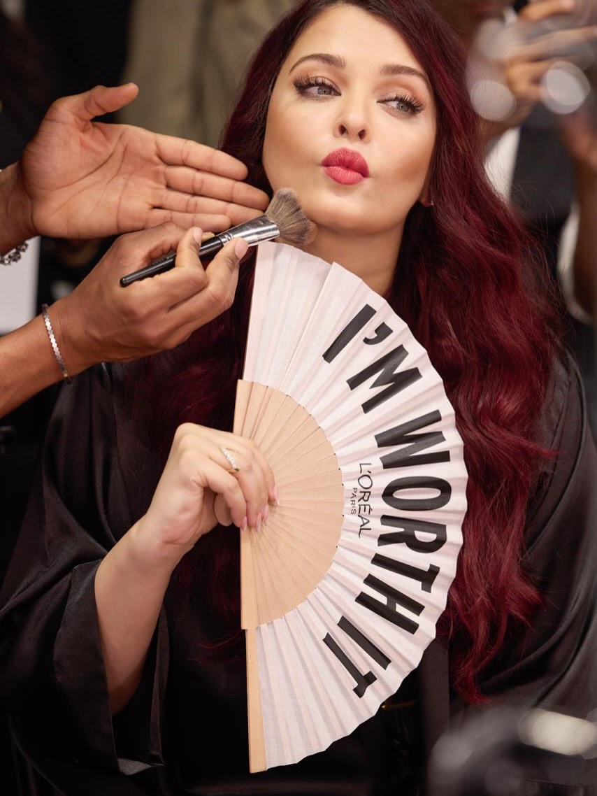 Aishwarya Rai Bachchan Latest Paris Fashion Week Photos