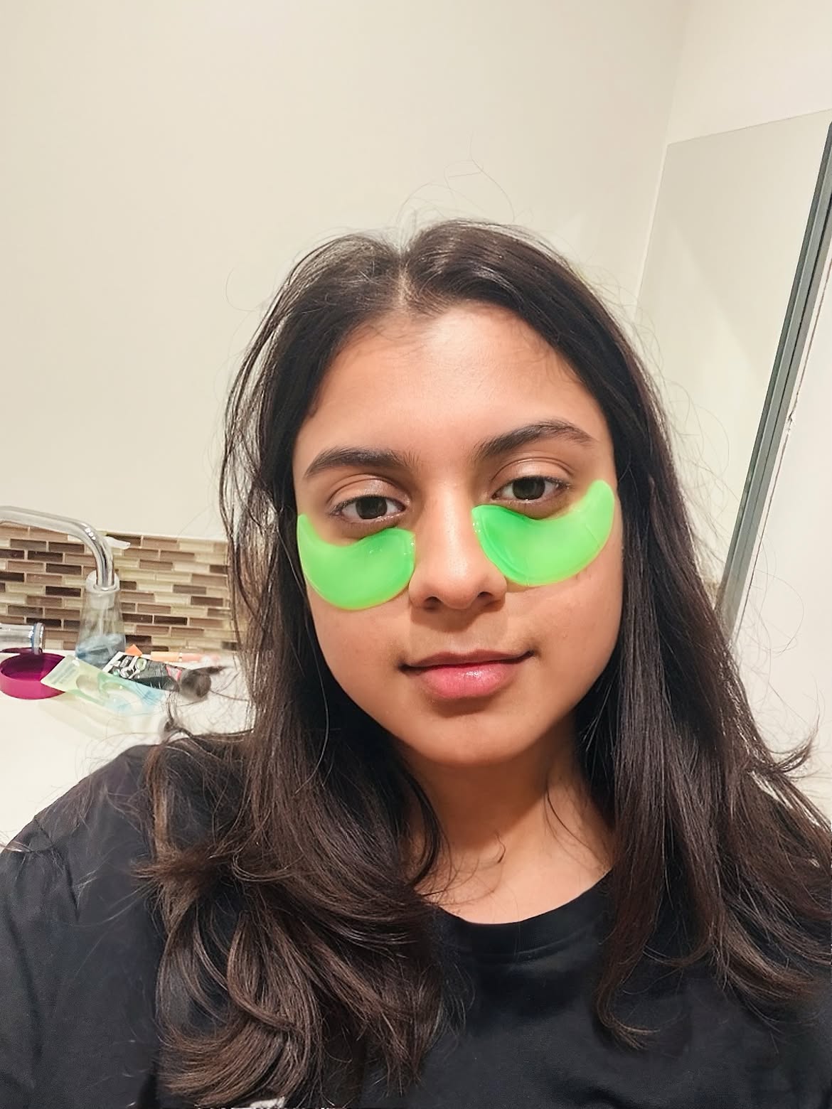 Roja Daughter Anshu Selvamani Cute Selfies
