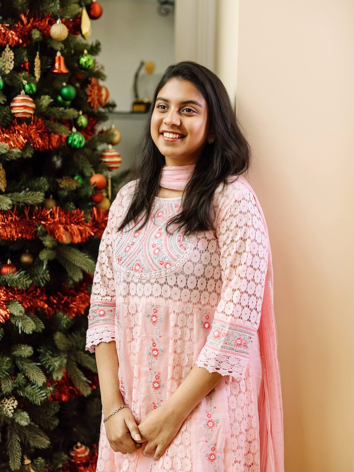 Roja Daughter Anshu Selvamani Simple Looks