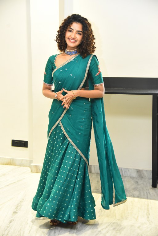 Anupama Parameswaran Stunning Looks in Half Saree