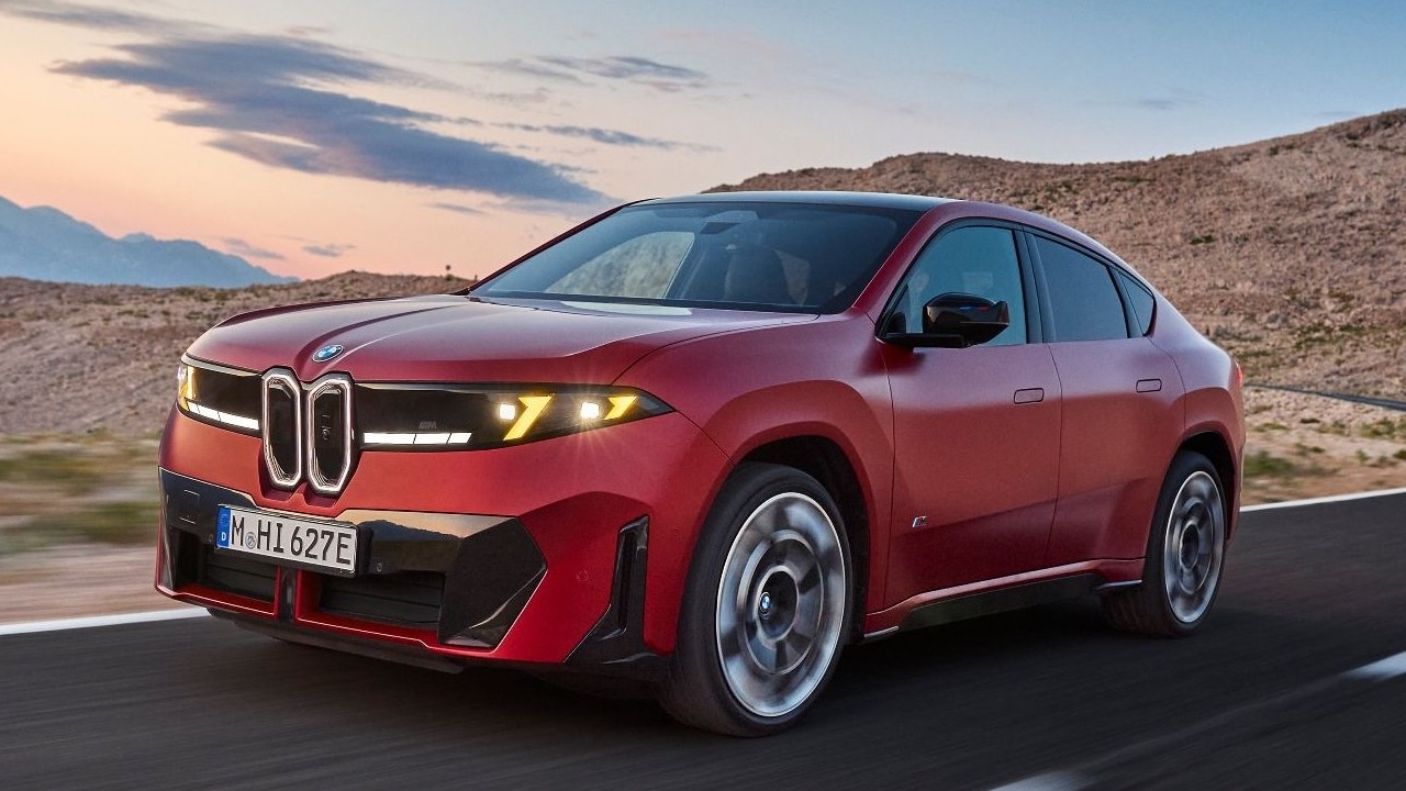 BMW iX4 Electric SUV : వావ్.. BMW నుంచి సరికొత్త EV కారు.. పవర్‌ఫుల్ లుక్.. సింగిల్ ఛార్జింగ్‌తో 828 కి.మీ ప్రయాణం!