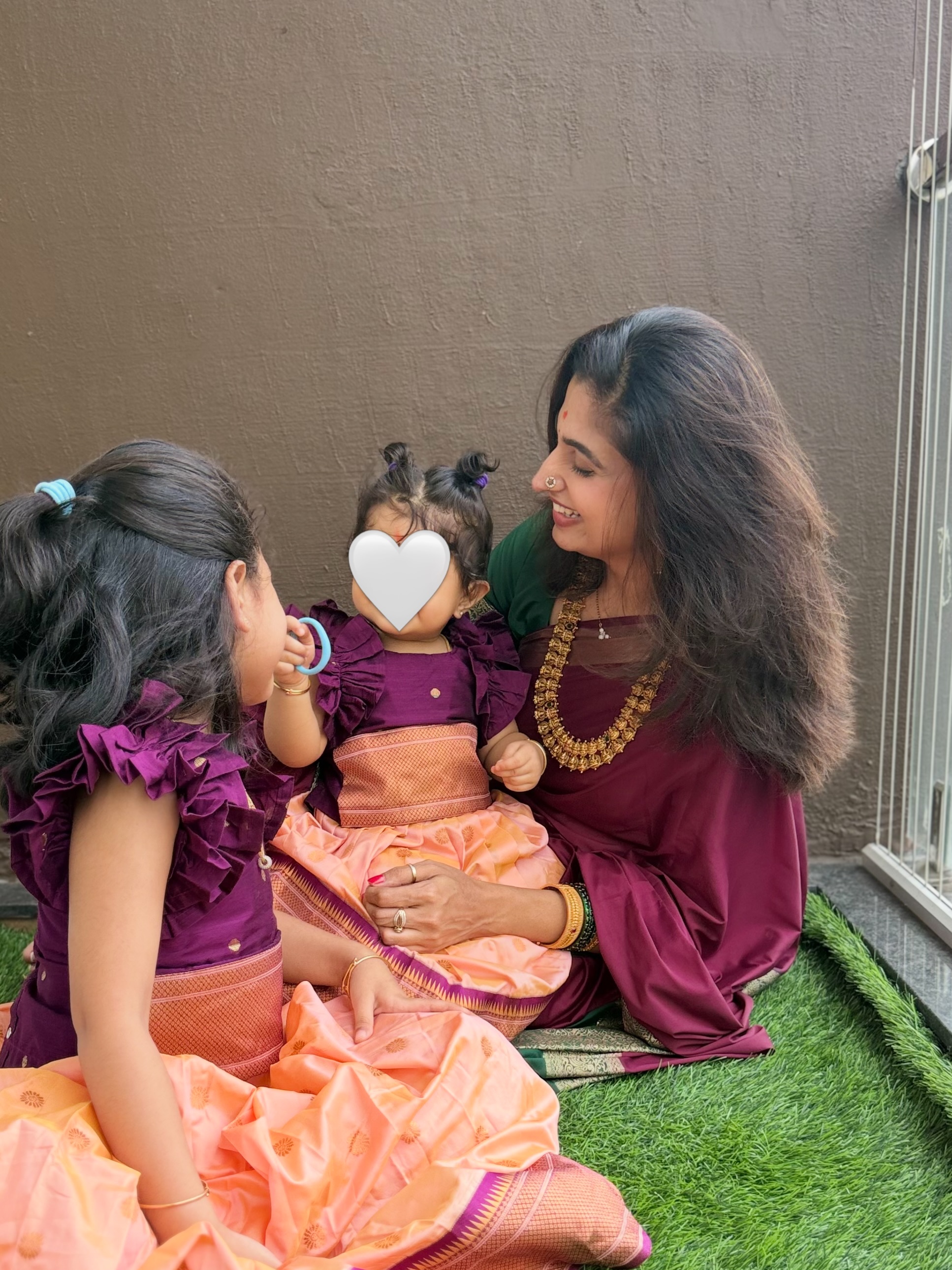 Bigg Boss Chaithra Rai Dasara Special Photos with her Daughters
