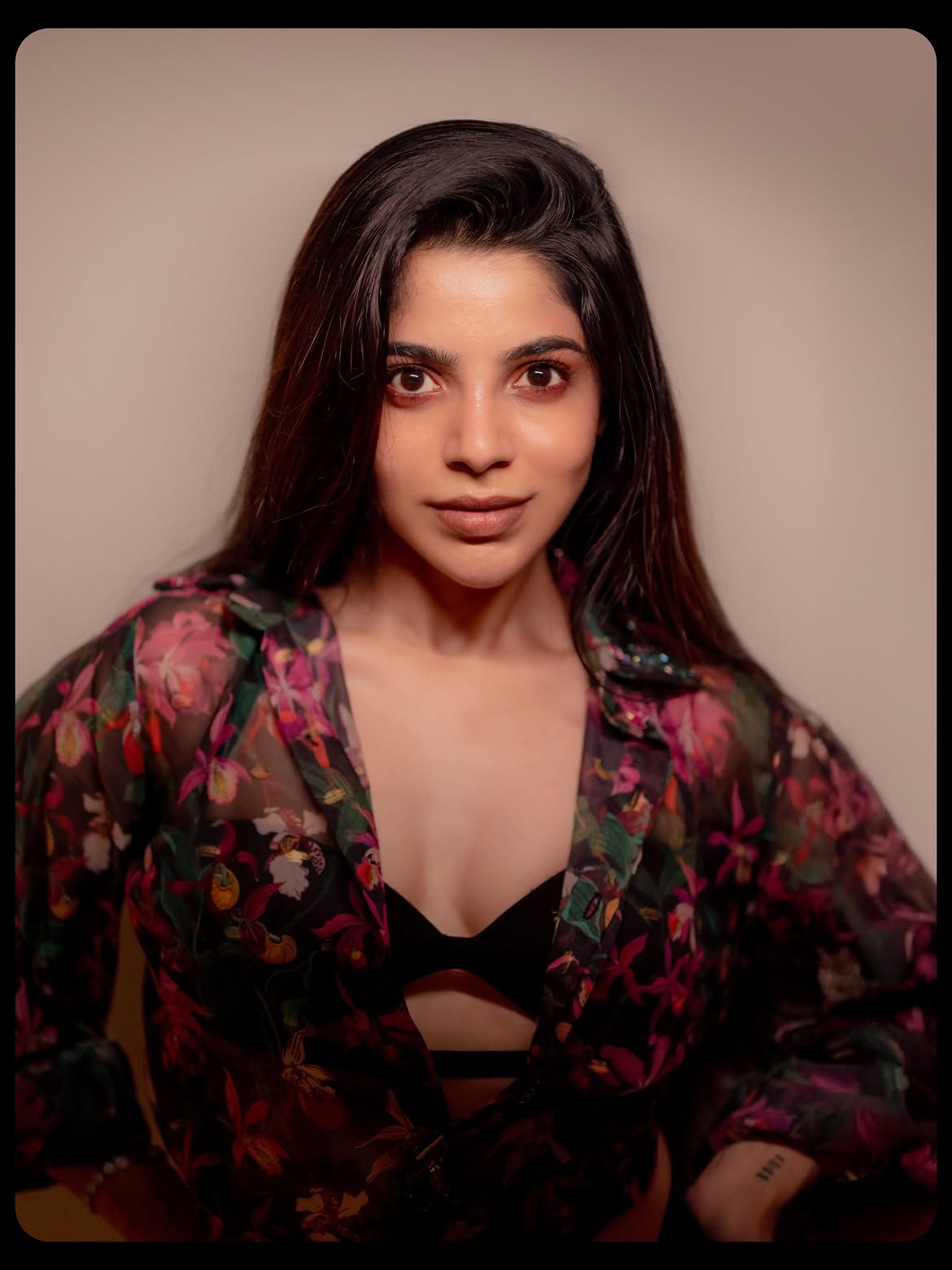 Divyabharathi Poses in Transparent Shirt
