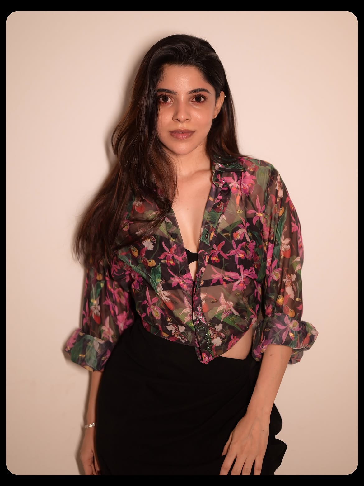 Divyabharathi Poses in Transparent Shirt