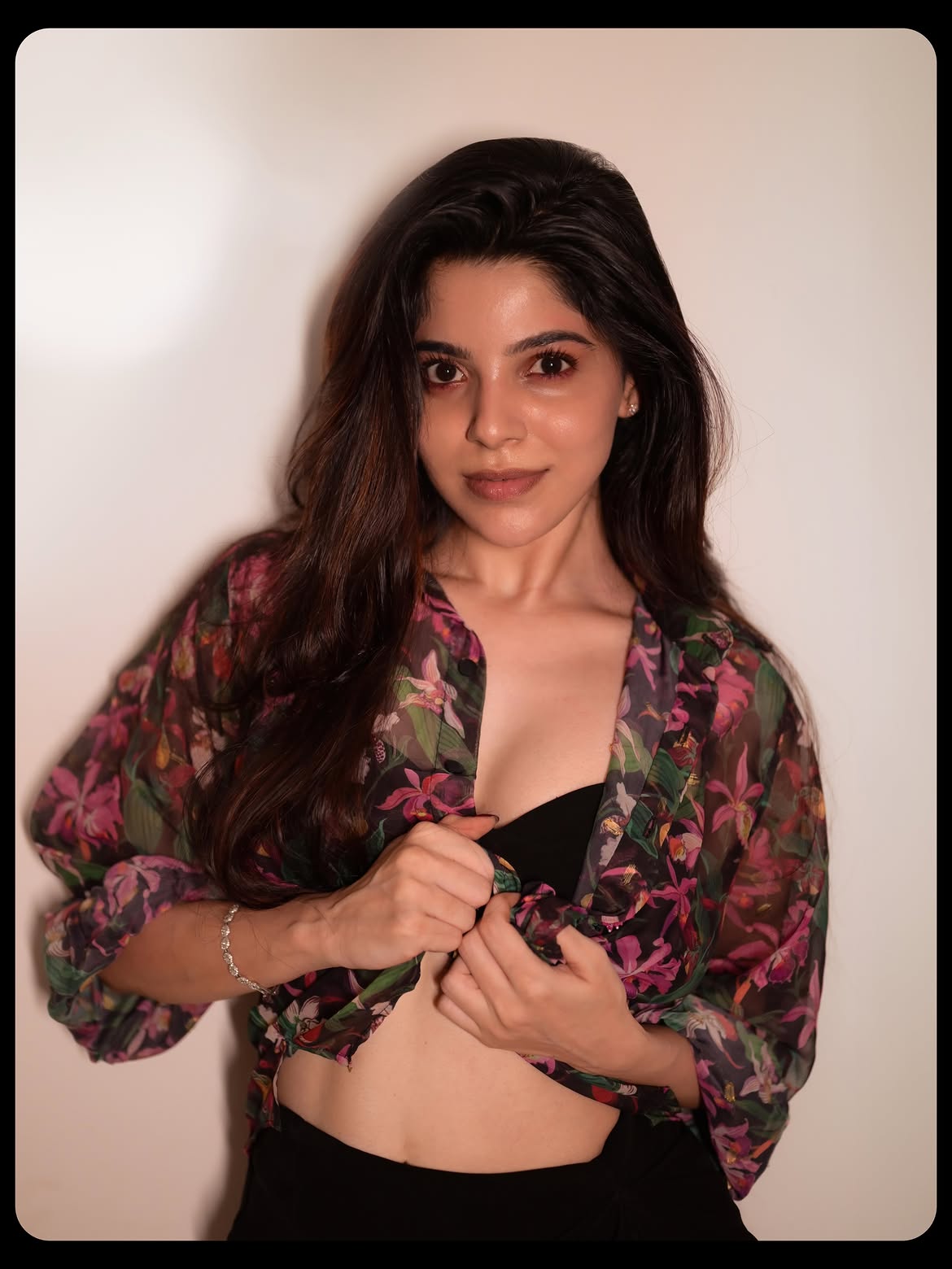 Divyabharathi Poses in Transparent Shirt