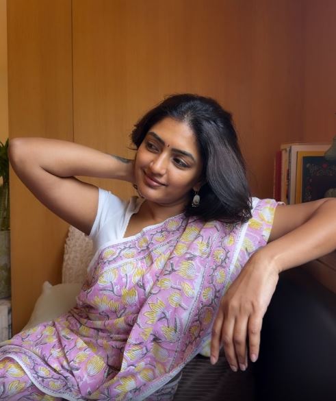 Eeshaa Rebba Shares Cute Photos with Pet Dog