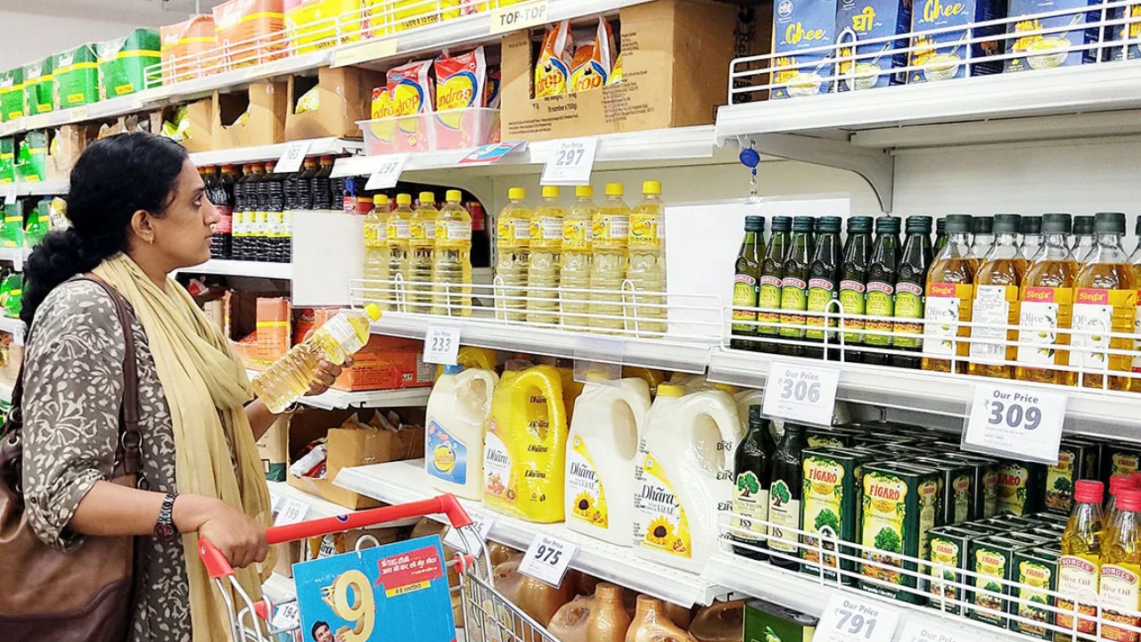 FMCG Prices Hike : సామాన్యులకు మరో షాక్‌.. మళ్లీ ధరల మోత..! భారీగా పెరగనున్న ఎఫ్ఎంసీజీ ఉత్పత్తుల ధరలు..