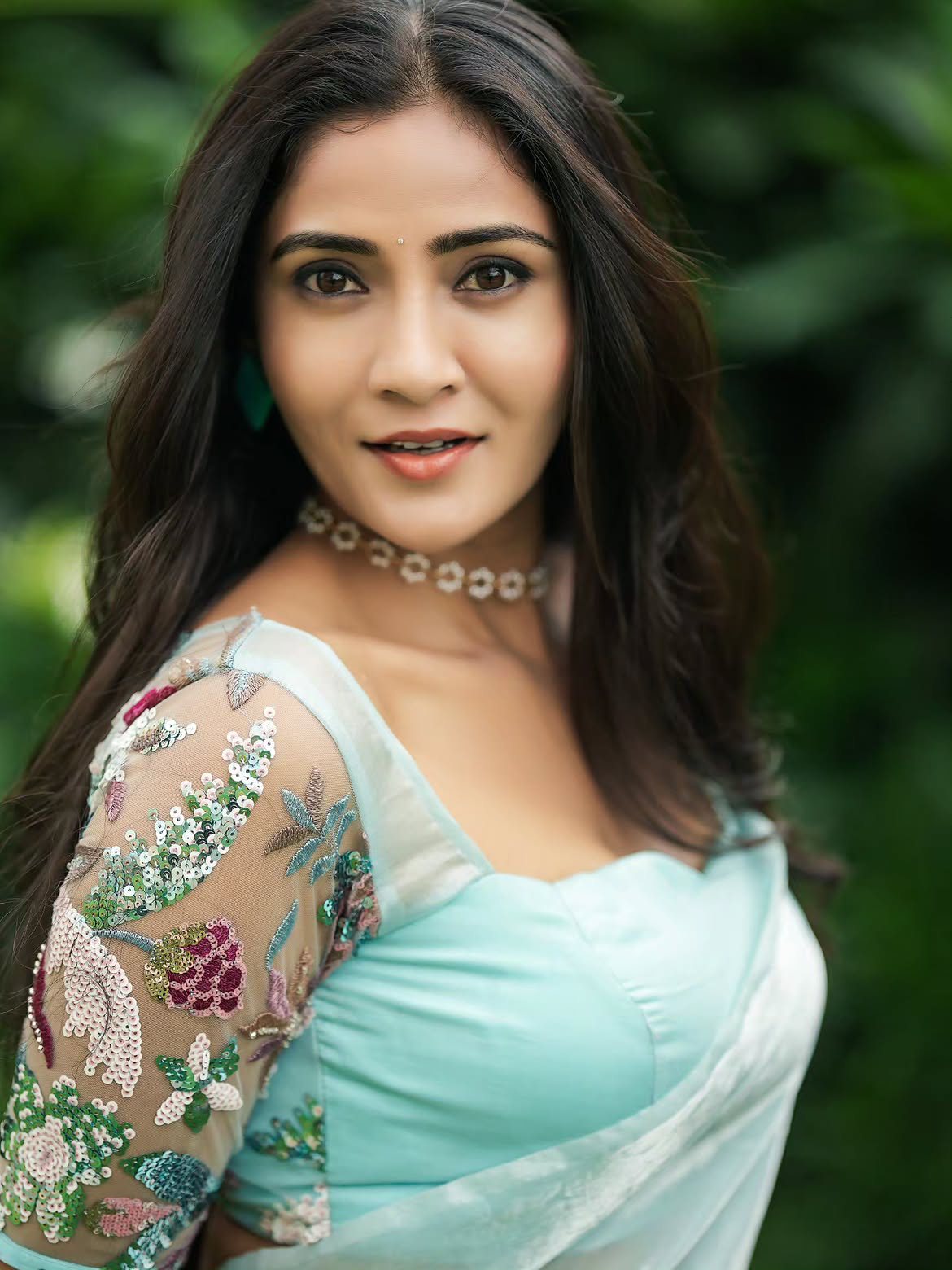 Gayathri Simhadri Stunning Looks in Saree