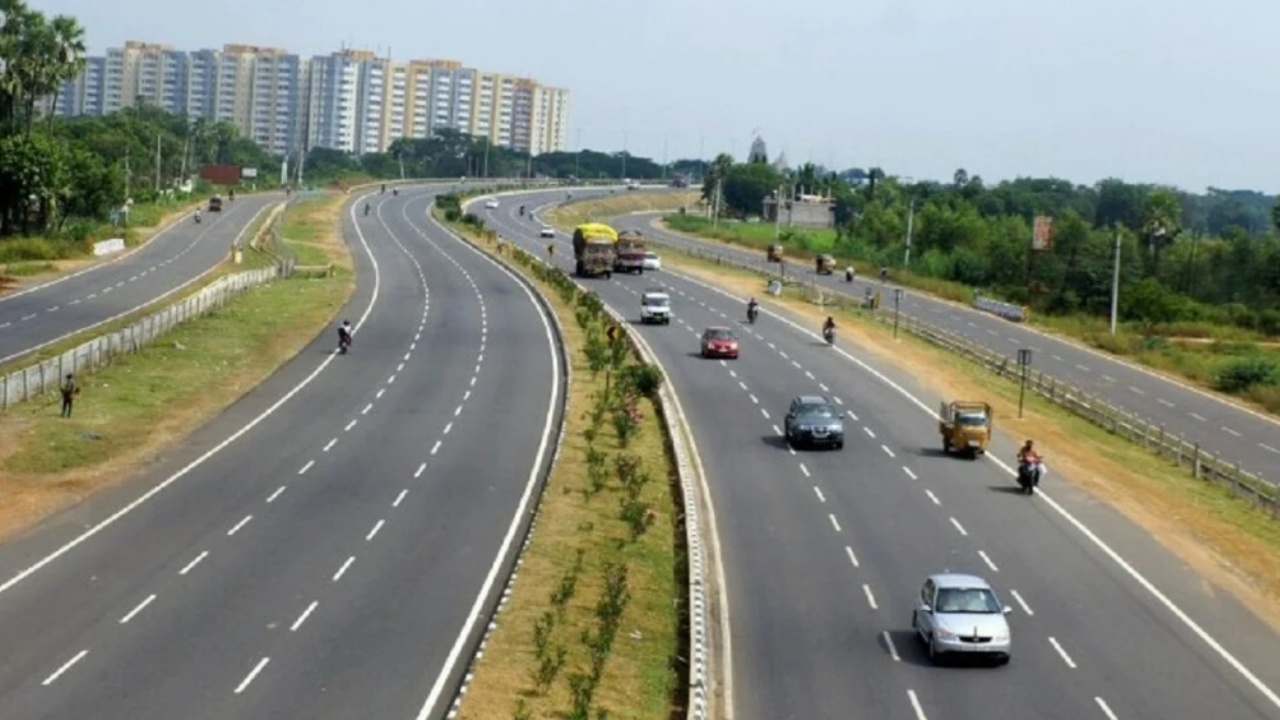 Hyderabad Vijayawada Highway : హైదరాబాద్ – విజయవాడ హైవే ఆరు లైన్ల విస్తరణ పనులకు ముహూర్తం ఫిక్స్.. ఎప్పటి నుంచి అంటే?