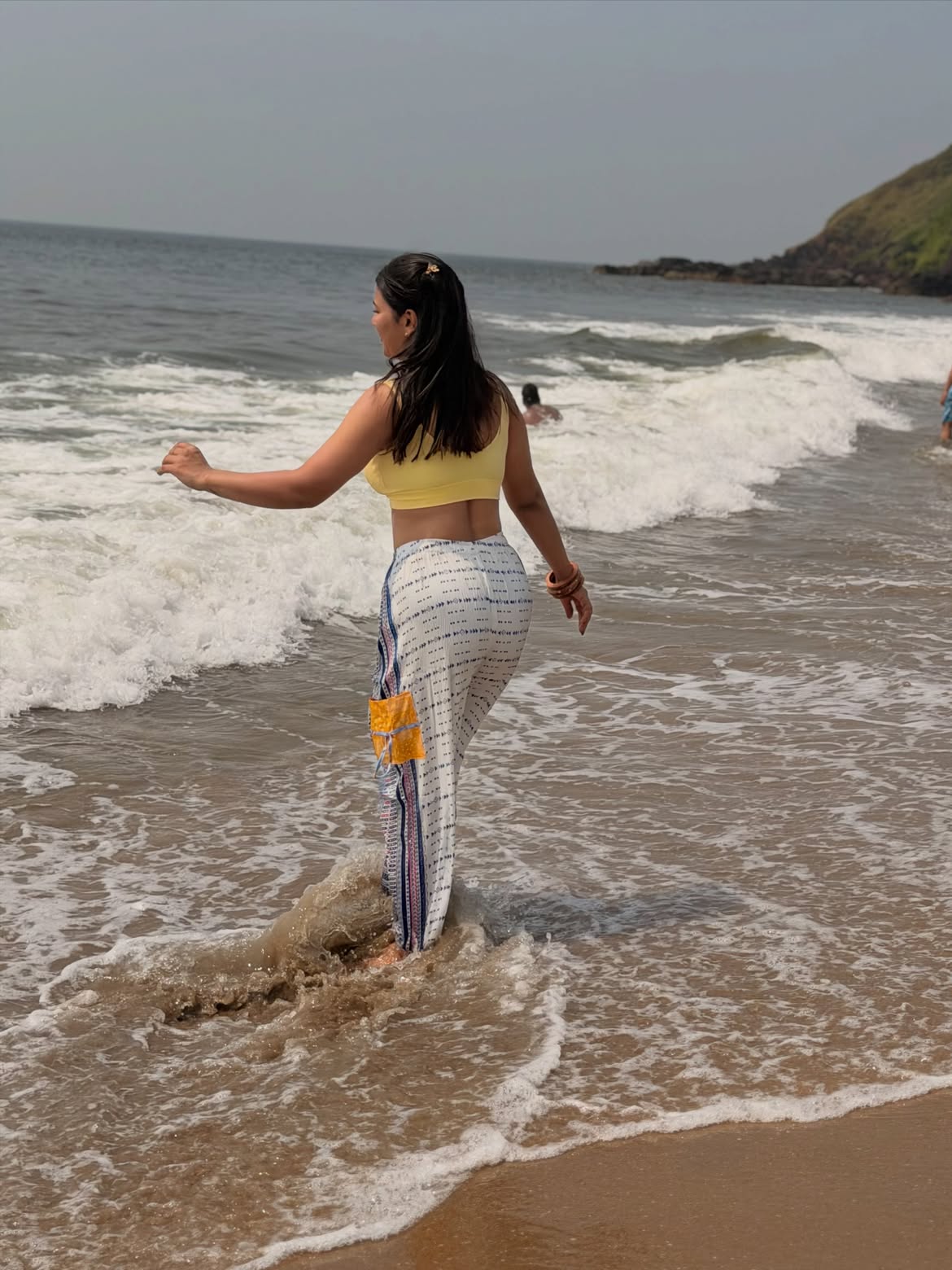 Inaya Sulthana Enjoying Vacation in Beach