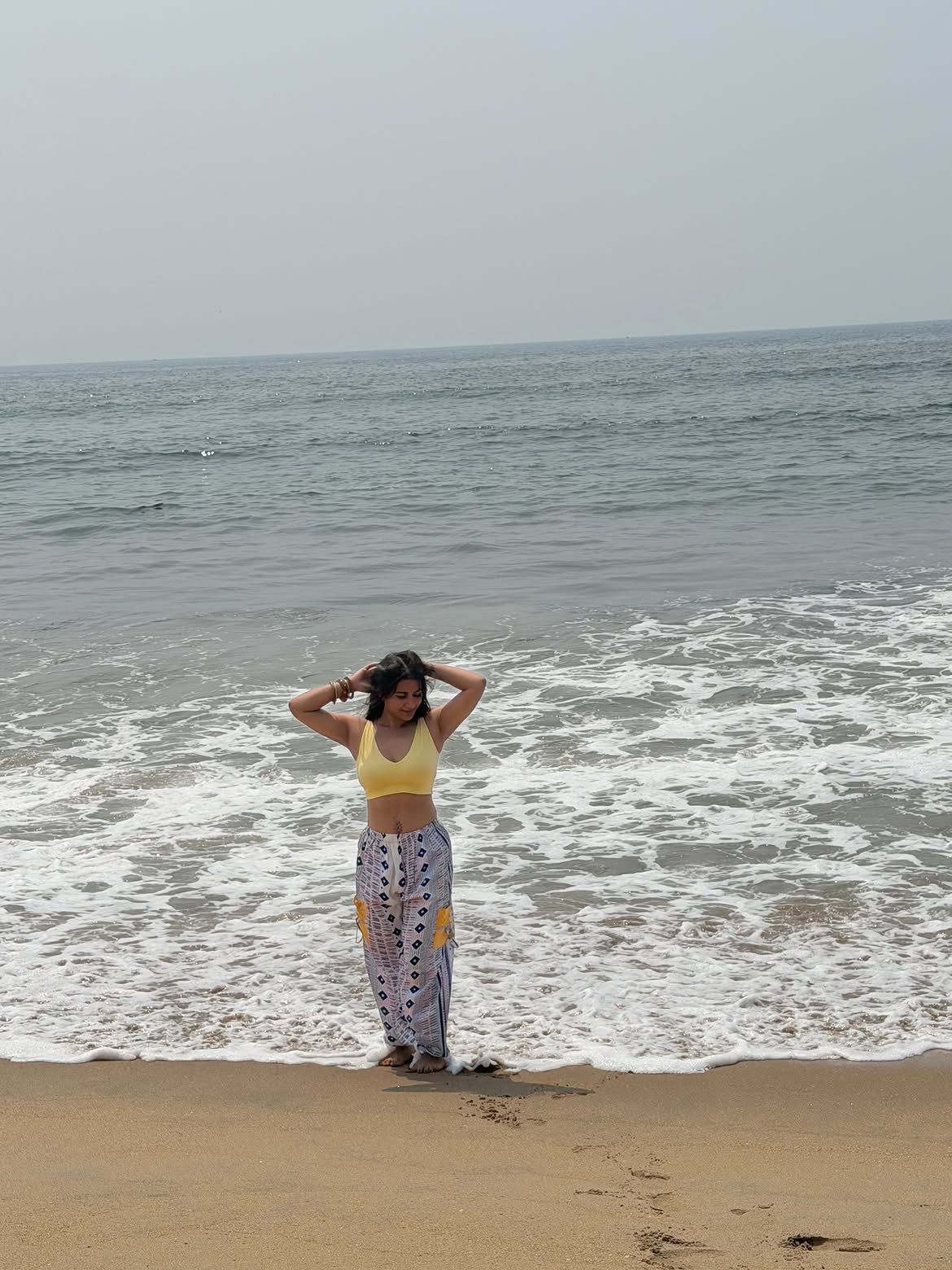 Inaya Sulthana Enjoying Vacation in Beach