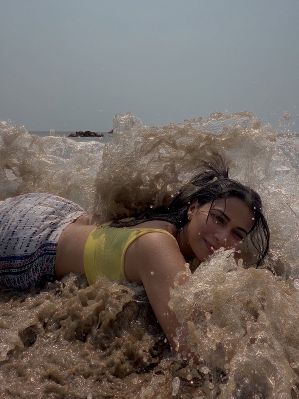 Inaya Sulthana Enjoying Vacation in Beach