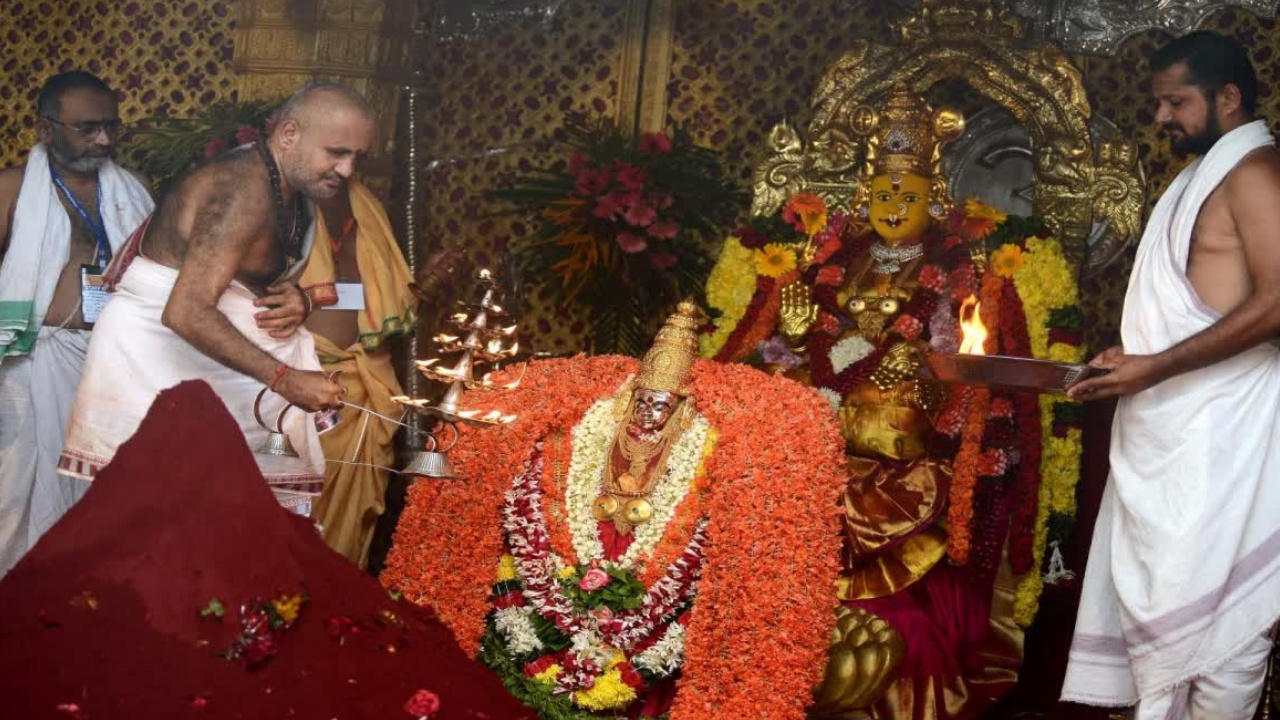 Indrakeeladri : ఇంద్రకీలాద్రిపై 11 నుంచి దసరా మహోత్సవాలు.. అమ్మవారి అలంకారాలు ఇవే.. ఏ రోజు ఏ రూపంలో దర్శనమిస్తారంటే?