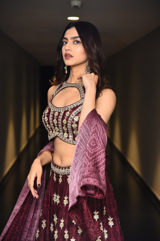 Kashika Kapoor Stunning Looks