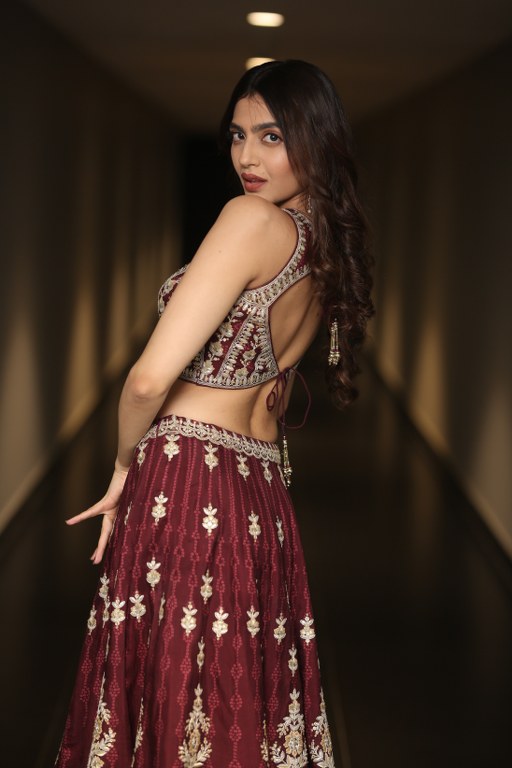 Kashika Kapoor Stunning Looks