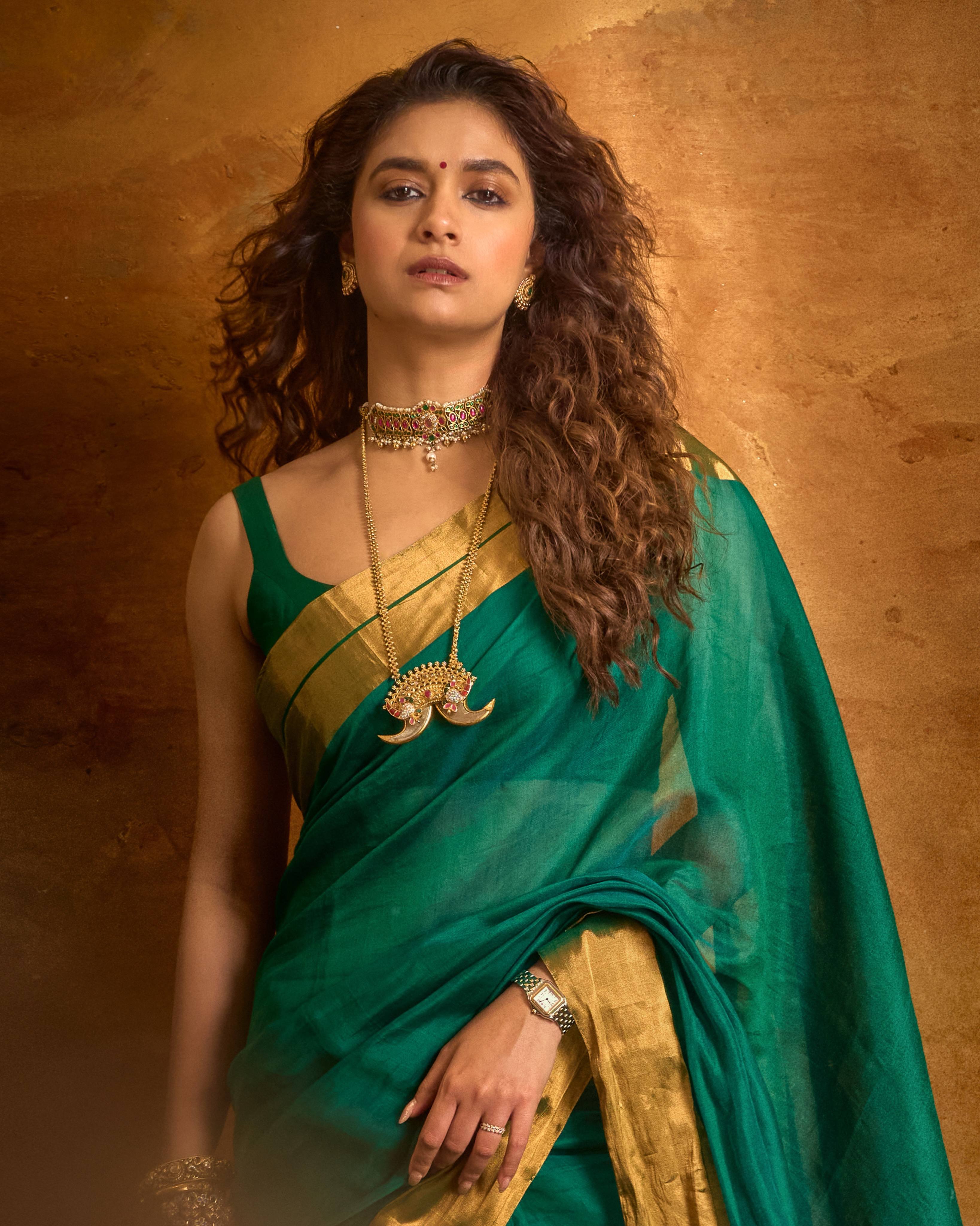 Keerthy Suresh Green Saree Looks for Akka Series