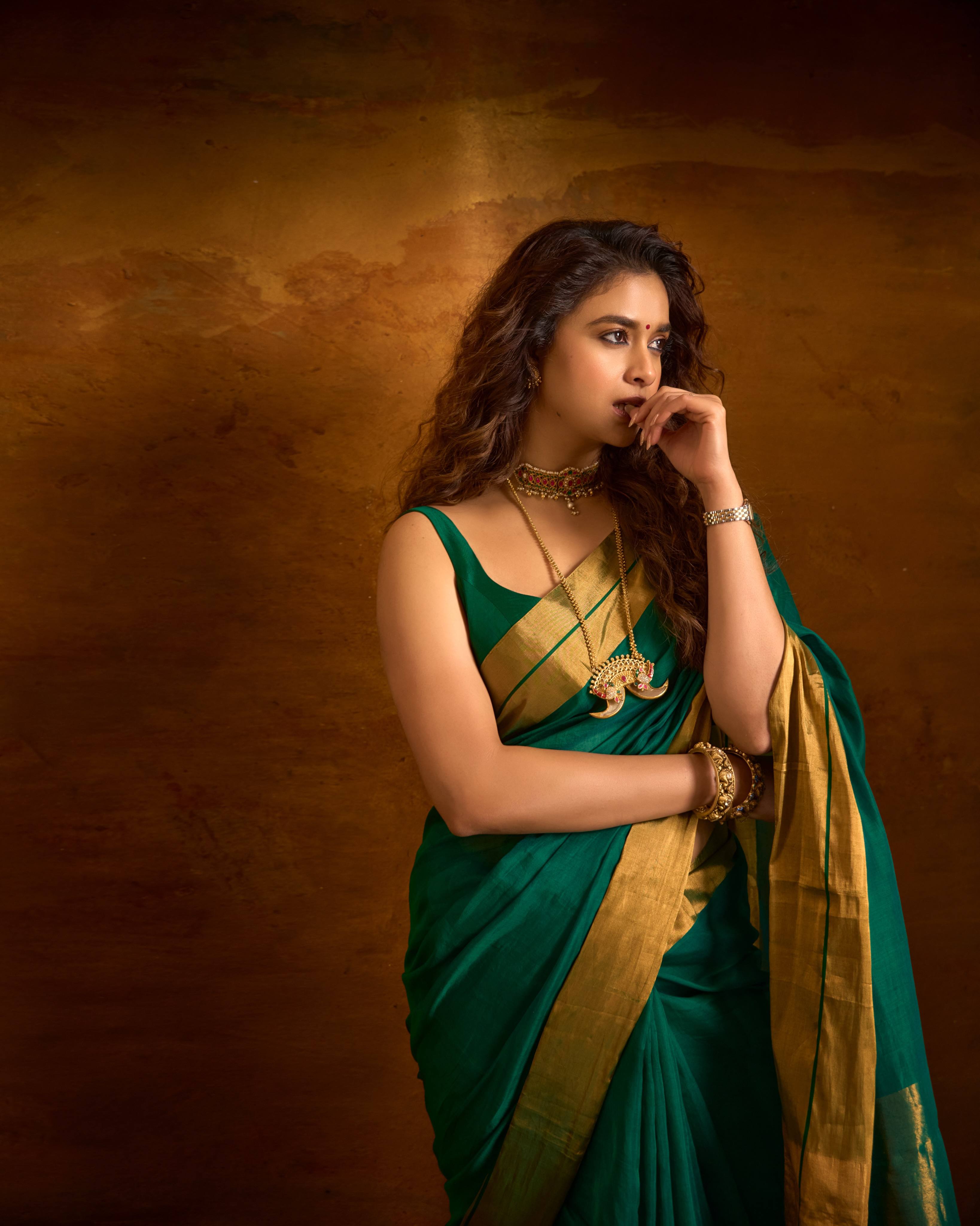 Keerthy Suresh Green Saree Looks for Akka Series