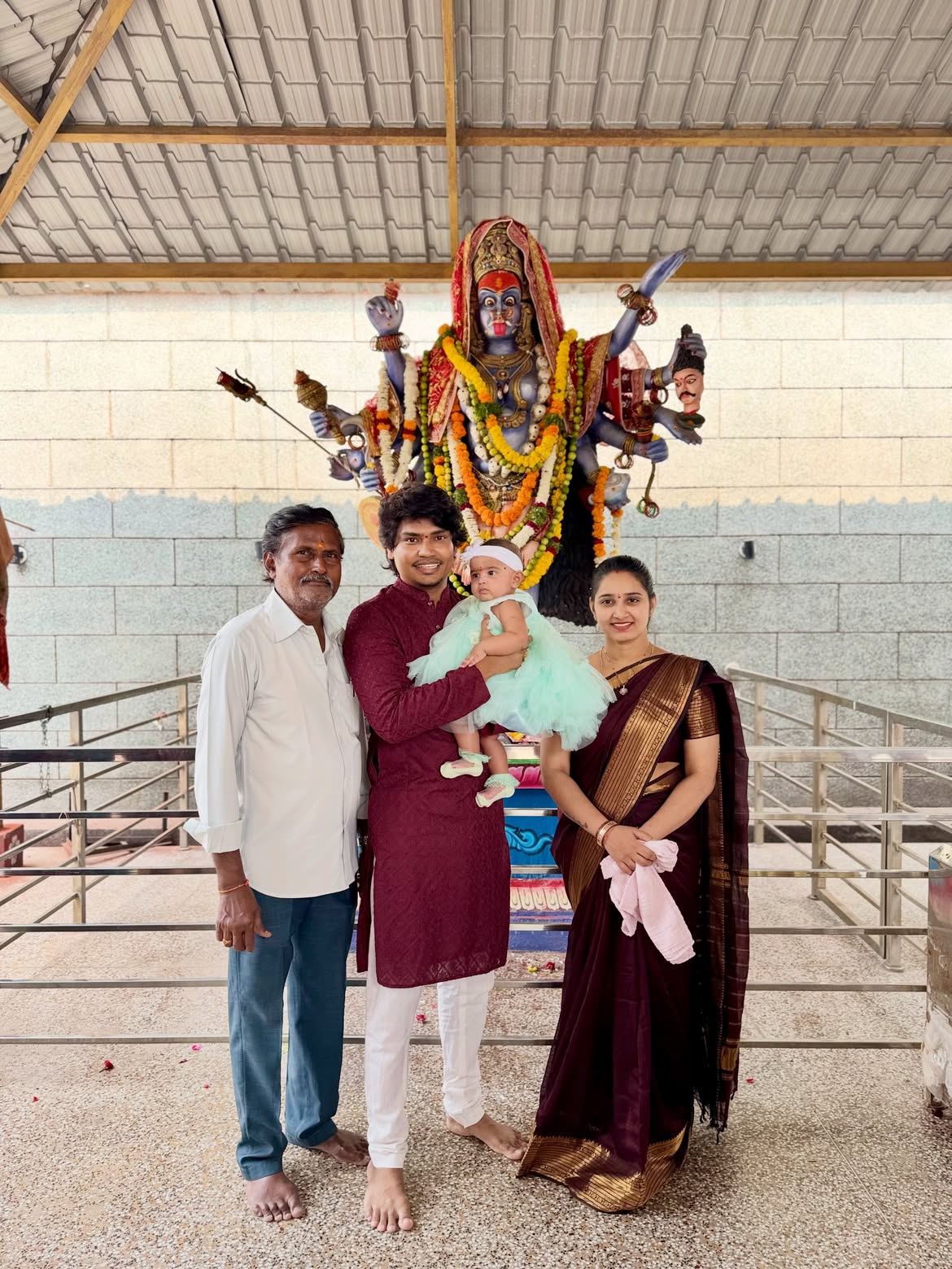Jabardasth Kevvu Kartheek Family Visits Temple