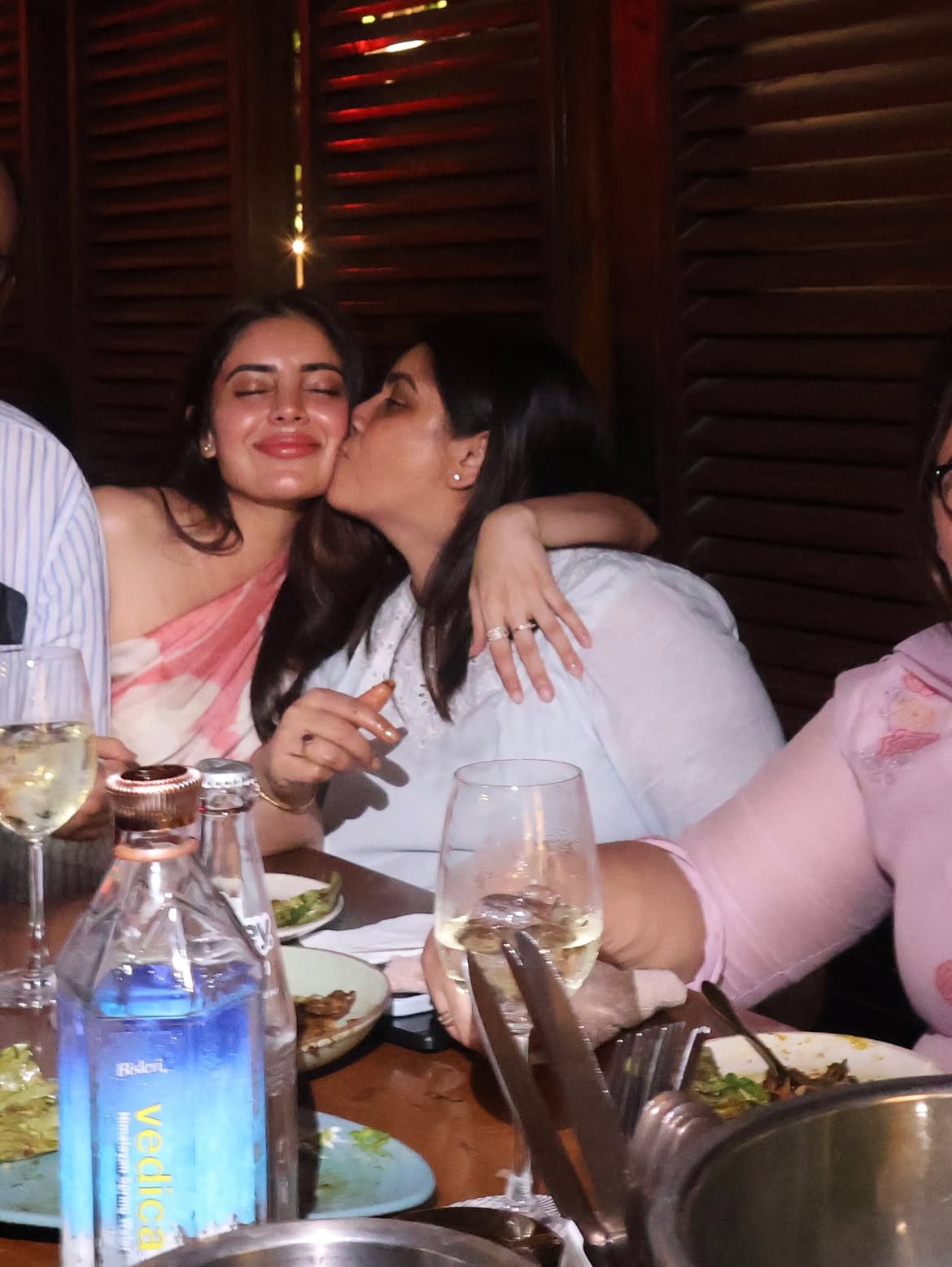 Kushitha Kallapu Party Celebrations with Family