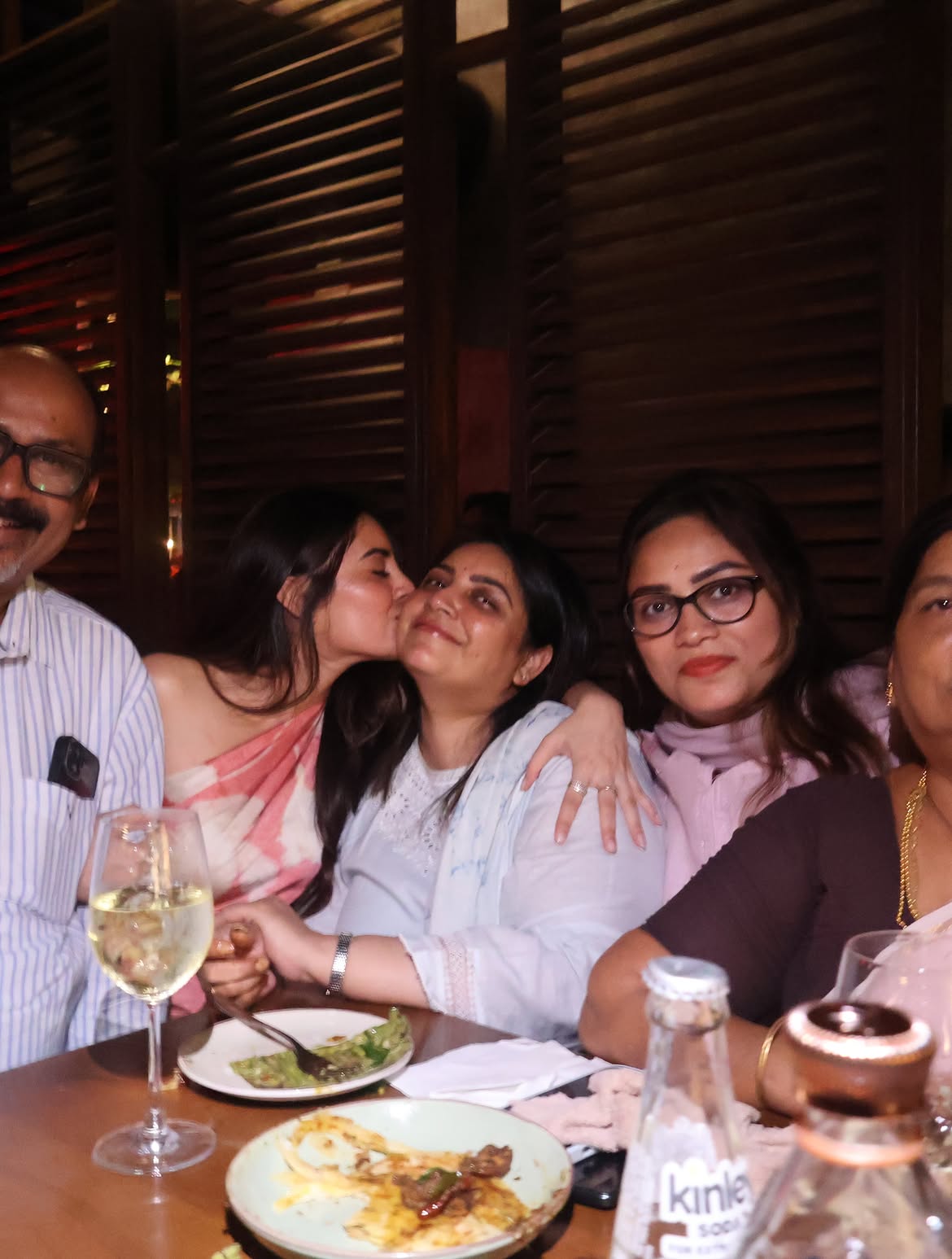 Kushitha Kallapu Party Celebrations with Family