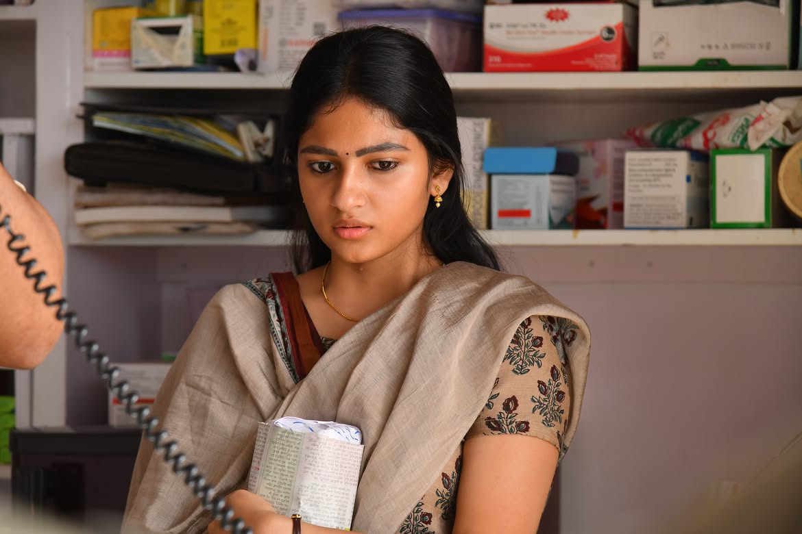 Nakshatra Shares Tella Kaagitham Working Stills