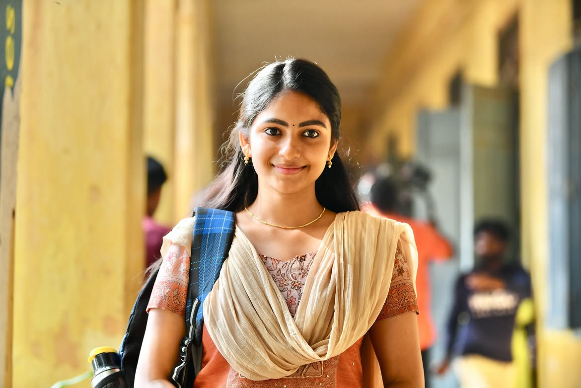 Nakshatra Shares Tella Kaagitham Working Stills