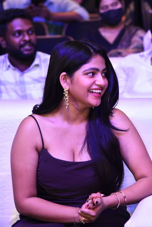 Thellakaagitham Actress Nakshatra Modern Looks